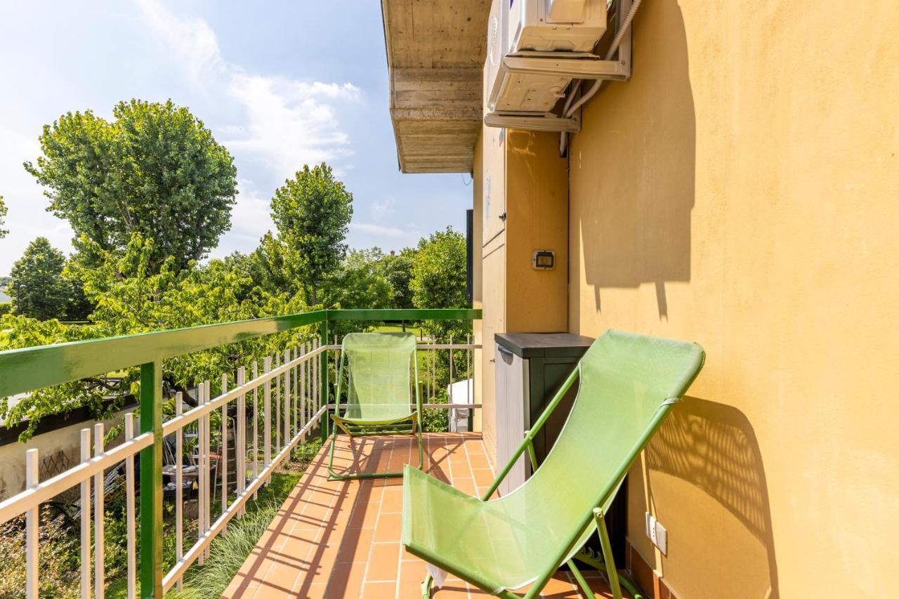 Trendy Aparment With Garage Right By The Lake Sirmione Buitenkant foto